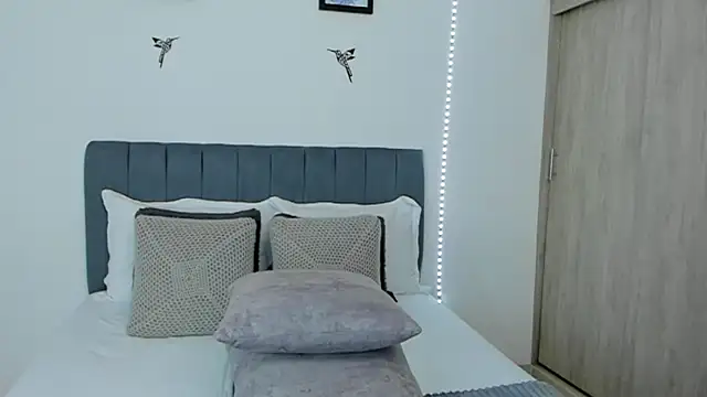 im sarah34 online show from 03/01/26, 05:51