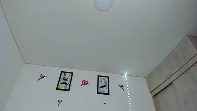 im sarah34 online show from 03/21/26, 09:03