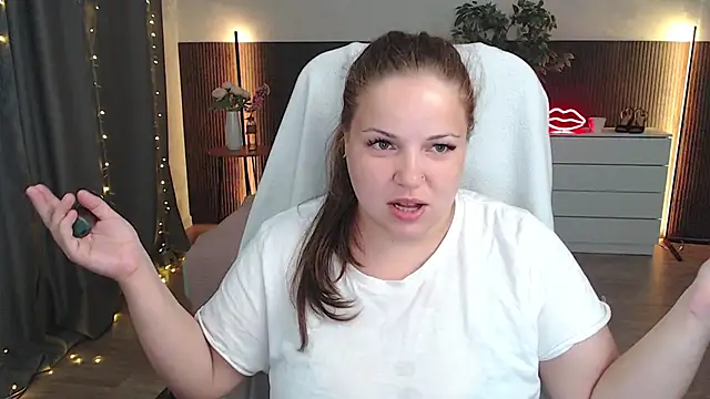 Crazyy girl  online show from 07/01/26, 04:02