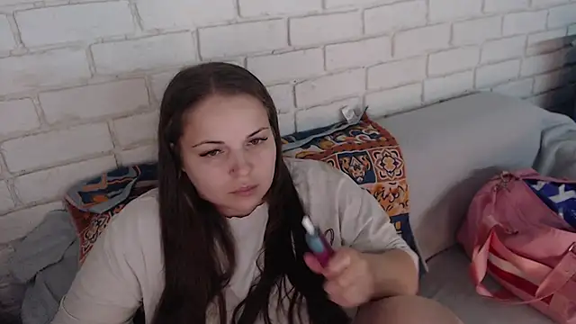 Snapshot of Crazyy_girl_ chatting on 01/06/26, 05:28 Crazyy girl online show from 01/06/26, 05:28