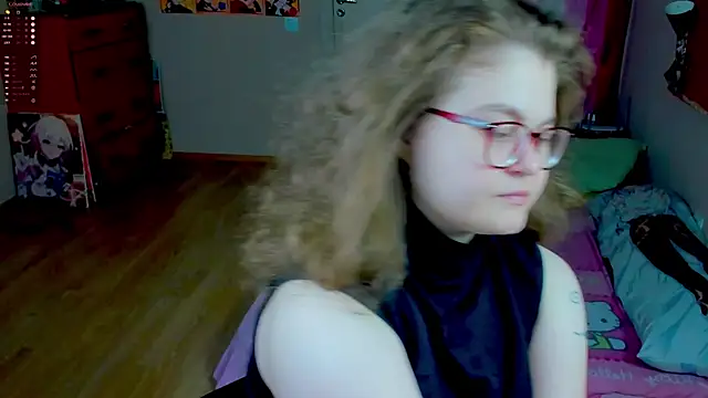 Snapshot of Sashy_Way chatting on 06/20/26, 12:54 Sashy Way online show from 06/20/26, 12:54