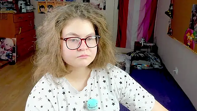 Sashy Way online show from 12/16/25, 10:19