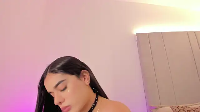 kaylarossi online show from 11/12/25, 07:07