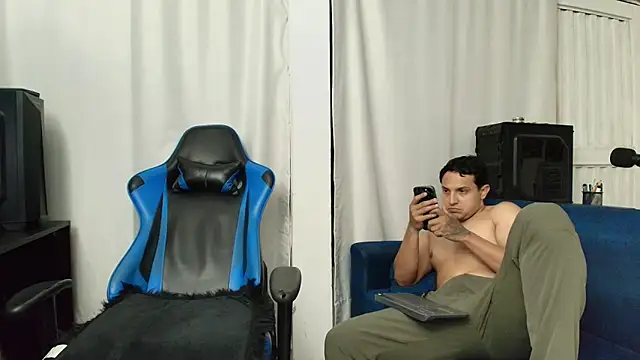 hott dicks online show from 07/02/26, 01:50