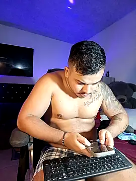 Naughty Charly online show from 11/28/25, 01:28