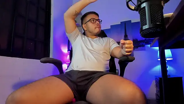 Naughty Charly online show from 05/31/26, 12:11