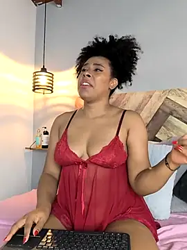 Snapshot of EmmilyBrant chatting on 02/19/25, 10:53 EmmilyBrant online show from 02/19/25, 10:53