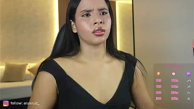 arya ruizz online show from 11/19/25, 01:00