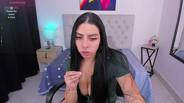 KristalFoxx online show from 11/11/25, 10:04