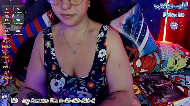Snapshot of Bigsexycat chatting on 09/23/25, 07:59 Bigsexycat online show from 09/23/25, 07:59