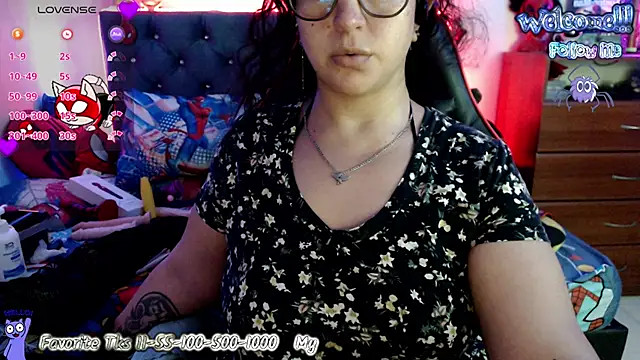 Snapshot of Bigsexycat chatting on 02/08/25, 08:20 Bigsexycat online show from 02/08/25, 08:20
