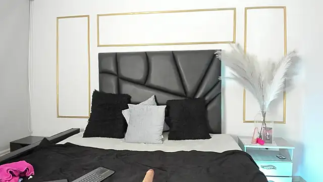 ada mclaine online show from 03/18/26, 12:19
