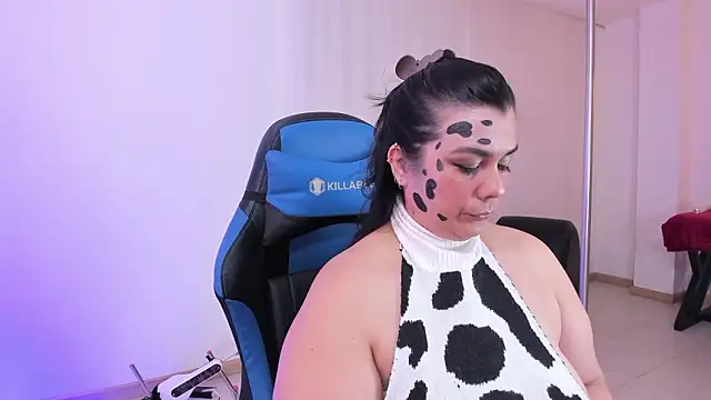 martina foxy  online show from 03/13/26, 12:21