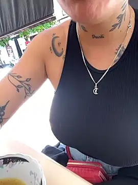 ivanna rivera online show from 10/09/25, 04:18