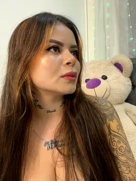 ivanna rivera online show from 10/16/25, 07:44