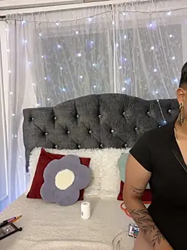 ivanna rivera online show from 11/26/25, 03:23