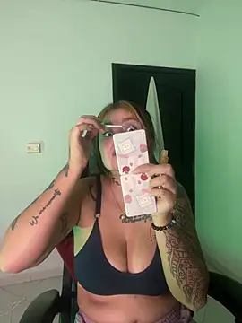 Snapshot of ivanna_rivera chatting on 02/25/26, 05:46 ivanna rivera online show from 02/25/26, 05:46