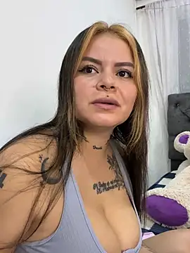 Snapshot of ivanna_rivera chatting on 01/11/26, 03:19 ivanna rivera online show from 01/11/26, 03:19