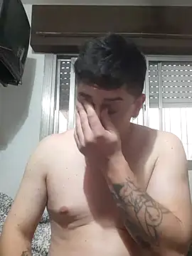 Snapshot of TuBandi2 chatting on 11/11/25, 09:53 TuBandi2 online show from 11/11/25, 09:53