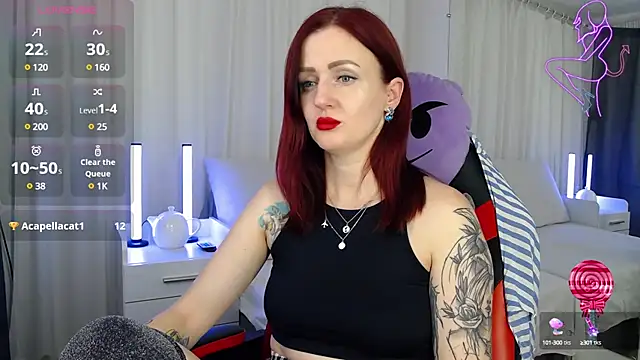 Snapshot of ElisaJane chatting on 02/21/25, 01:44 ElisaJane online show from 02/21/25, 01:44