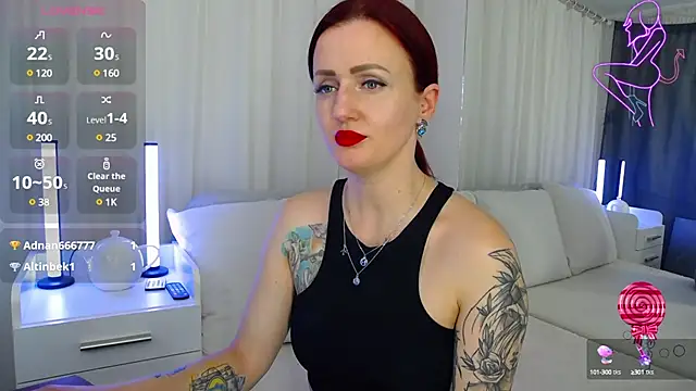 Snapshot of ElisaJane chatting on 02/20/25, 12:52 ElisaJane online show from 02/20/25, 12:52