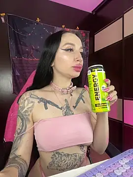 Molly  Moon online show from 10/13/25, 02:02