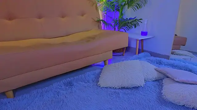 Isa  Blanc online show from 10/08/25, 03:19