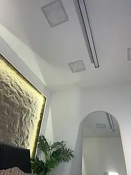Isa  Blanc online show from 05/19/26, 02:51