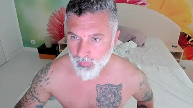 BlowMyXXL online show from 11/15/25, 12:31