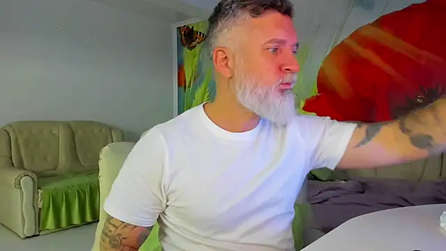 BlowMyXXL online show from 01/05/26, 05:38