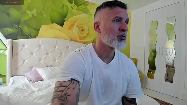 BlowMyXXL online show from 04/09/26, 07:14