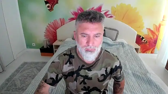 BlowMyXXL online show from 12/04/25, 09:08