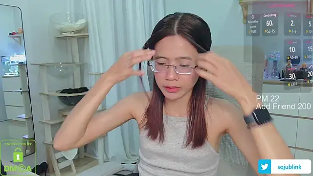 littlemiilk online show from 11/12/25, 07:45