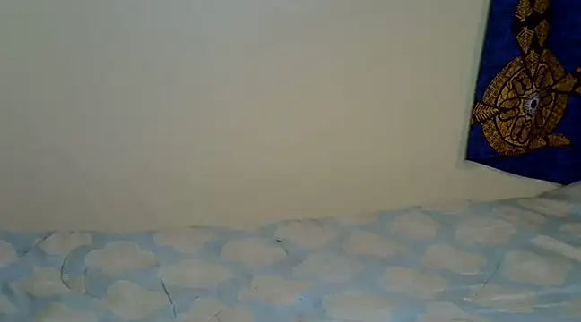 Snapshot of Skinny_m chatting on 02/19/25, 12:14 Skinny m online show from 02/19/25, 12:14