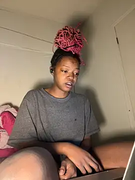 minimama69 online show from 11/02/25, 10:20