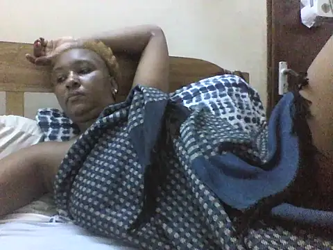 Snapshot of sweety_babra chatting on 11/06/25, 03:32 sweety babra online show from 11/06/25, 03:32