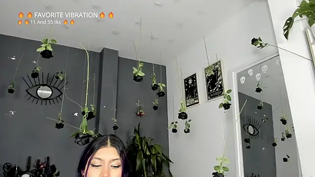 Raven Witch  online show from 03/07/26, 05:40