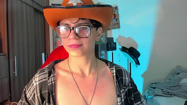 marckalexis online show from 12/17/25, 10:48