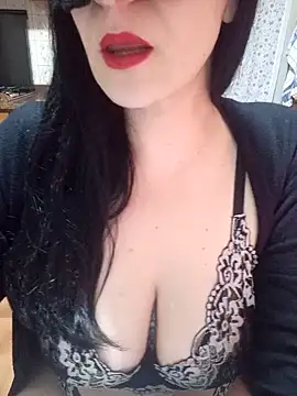 Snapshot of Melanya83 chatting on 02/15/25, 11:14 Melanya83 online show from 02/15/25, 11:14
