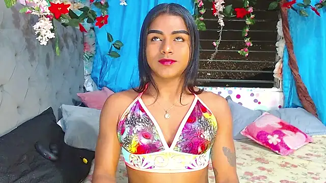 Karly coffe online show from 10/16/25, 03:04