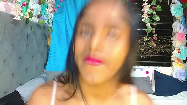 Karly coffe online show from 11/18/25, 01:21