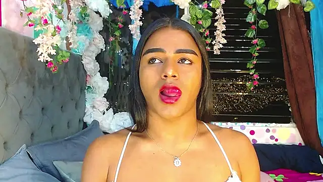 Karly coffe online show from 09/22/25, 04:40