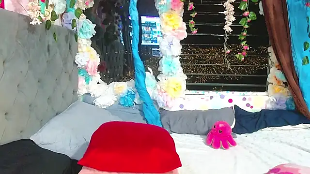 Karly coffe online show from 11/27/25, 07:09