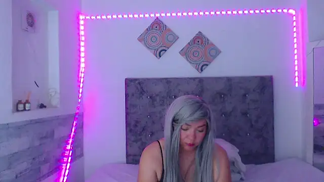 Cuckold lover69 online show from 05/07/26, 03:22