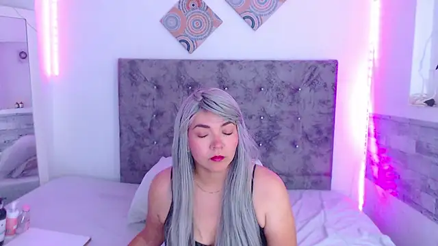 Cuckold lover69 online show from 04/15/26, 03:12