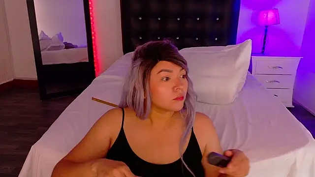 Snapshot of Cuckold_lover69 chatting on 09/21/25, 01:27 Cuckold lover69 online show from 09/21/25, 01:27