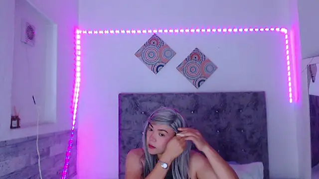 Cuckold lover69 online show from 06/02/26, 03:06