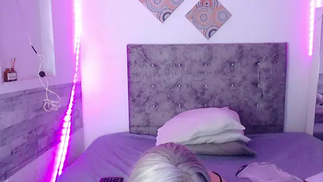 Cuckold lover69 online show from 05/21/26, 03:04