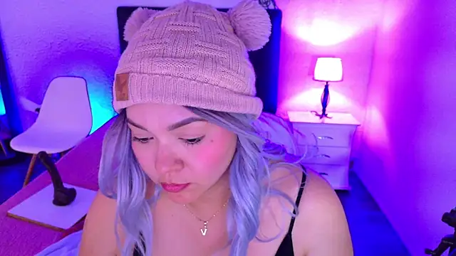 Snapshot of Cuckold_lover69 chatting on 03/06/25, 06:30 Cuckold lover69 online show from 03/06/25, 06:30