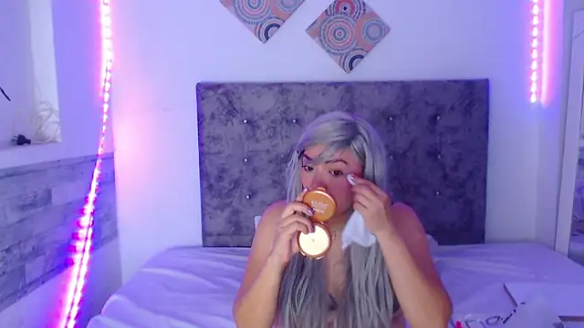 Cuckold lover69 online show from 05/09/26, 11:24